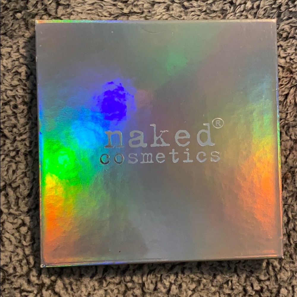 Naked Cosmetics Highlighter